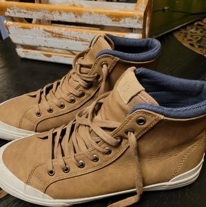 Call it spring sneakers